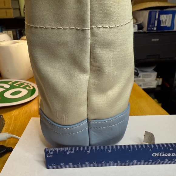 VINTAGE 90s COACH EUC Canvas Tote with Tan Leather Trim and Green Interior - Picture 7 of 7